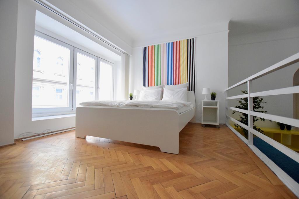 בודפשט Budget Apartment By Hi5 - Akacfa 4 מראה חיצוני תמונה